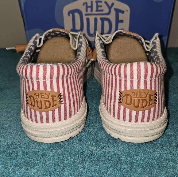 Hey Dude Wally Tri Seersucker Blue Red Slip-On Casual Shoes Men's Size 12 - Picture 4 of 6